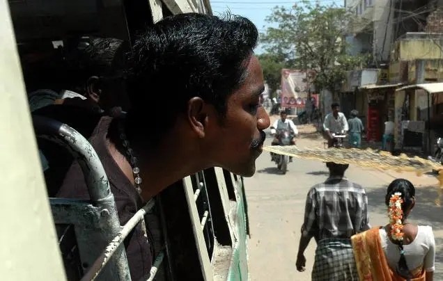 23_th_spitting_1495427f